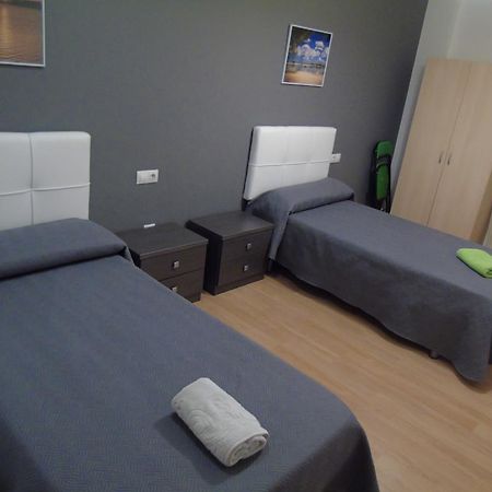 Apartamentos Mequedo Alcañiz Exteriör bild
