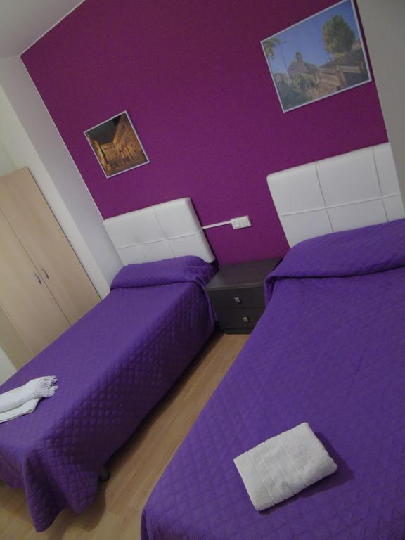 Apartamentos Mequedo Alcañiz Exteriör bild